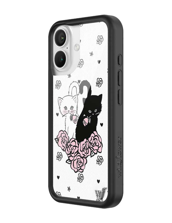 MGAR2016-Black-and-White-Kittens-iPhone-16-Case-02.jpg