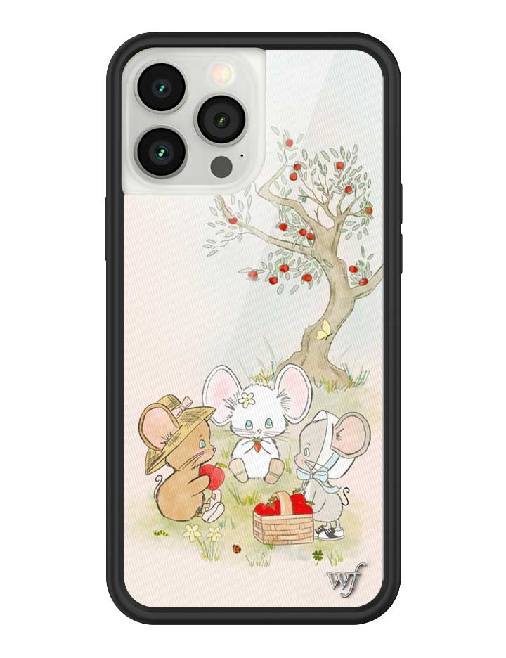 MICE2013PM-Mice-Friends-iPhone-13-Pro-Max-Case-01_07029545-9454-45eb-8266-2d91868ad1be.jpg