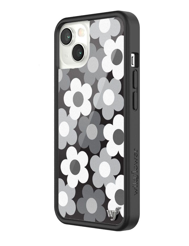 PRSC2013-Priscilla-iPhone-13-Case-02_37f65227-9572-4d0c-8ae1-cc47fafa8d26.jpg