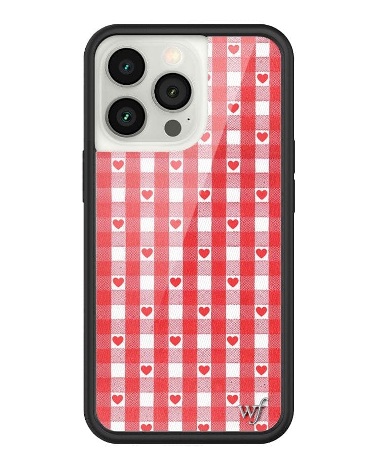 RGHE2013P-Red-Gingham-Heart-iPhone-13-Pro-Case-01_bdaf3717-8fed-4bf9-b582-0bdda9accf7c.jpg